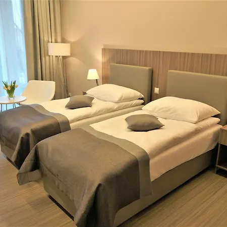 Mieszko Ii 3* 카미엔 포모르스키